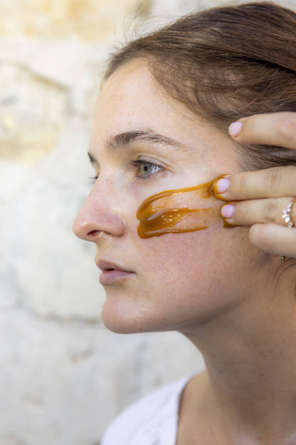 Medaus Veido Kaukė – Ramina ir Atkuria 50ml